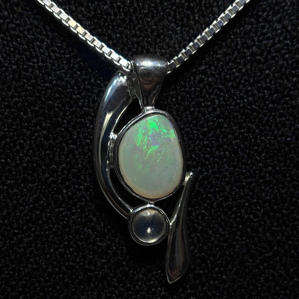 Solitaire Australian Coober Pedy Opal Necklace